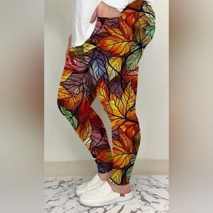 Euc Tc2 leaves leggings w/ pockets!